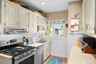 140 Frankel Boulevard, Merrick, NY 11566 - Photo 4