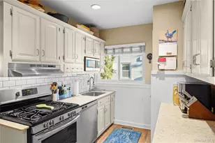 140 Frankel Blvd, Merrick, NY 11566 - Photo 4