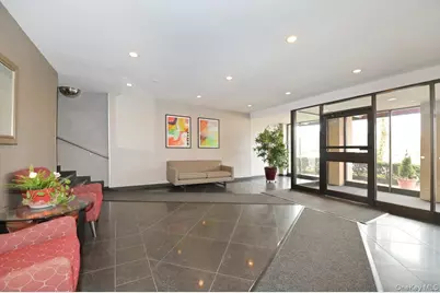 1 Birchwood Court #5F, Mineola, NY 11501 - Photo 14