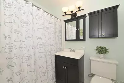 1 Birchwood Court #5F, Mineola, NY 11501 - Photo 12