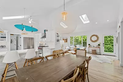 42 Oak Street, Westhampton Beach, NY 11978 - Photo 2
