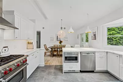 42 Oak Street, Westhampton Beach, NY 11978 - Photo 4