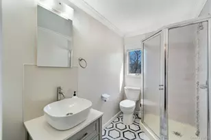 76 Balcom Rd, Farmingdale, NY 11735 - Photo 4