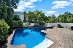 76 Balcom Rd, Farmingdale, NY 11735 - Photo 22