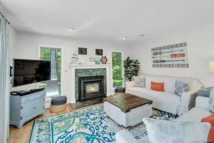 16 Hildreth Rd, Hampton Bays, NY 11946 - Photo 14