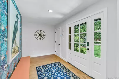 16 Hildreth Road, Hampton Bays, NY 11946 - Photo 8