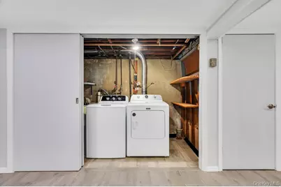 4 Brooks Street, Hicksville, NY 11801 - Photo 28