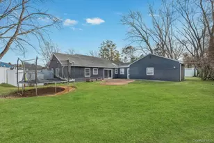 22 Tinder Ln, Lake Grove, NY 11755 - Photo 28