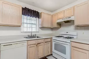 35 Dogwood Dr, Middletown, NY 10940 - Photo 10