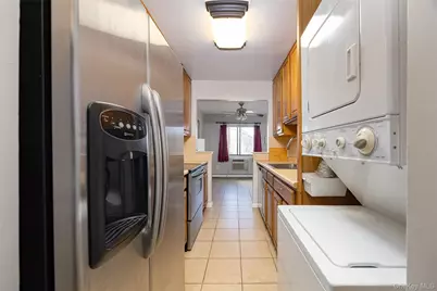 10 Skyline Drive #10, Fishkill, NY 12524 - Photo 8