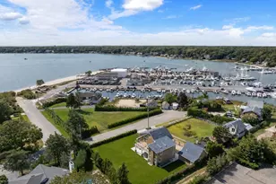 10 Sagamore Rd, Hampton Bays, NY 11946 - Photo 2