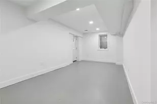 10 Sagamore Rd, Hampton Bays, NY 11946 - Photo 10