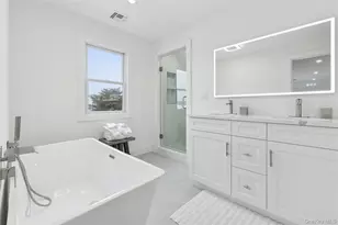 10 Sagamore Rd, Hampton Bays, NY 11946 - Photo 20