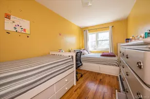 2515 Eastchester Rd, Bronx, NY 10469 - Photo 10