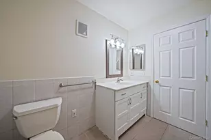 272 E Harrison St, Long Beach, NY 11561 - Photo 12
