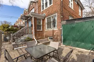 114-83 145th St, Jamaica, NY 11436 - Photo 4