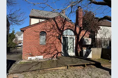 333 Foch Boulevard, Mineola, NY 11501 - Photo 2