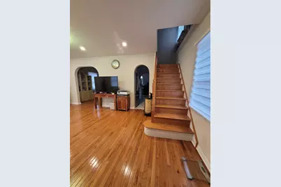 333 Foch Boulevard, Mineola, NY 11501 - Photo 6