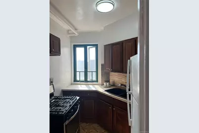 1604 Metropolitan Avenue #12A, Bronx, NY 10462 - Photo 2