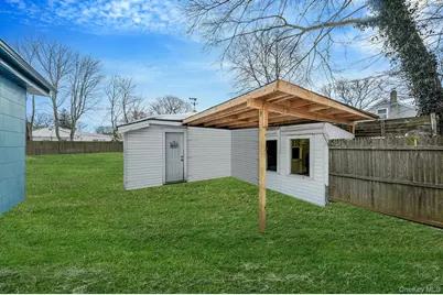 158 Mohawk Street, Ronkonkoma, NY 11779 - Photo 16