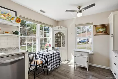 11 Chipmunk Trail, Coram, NY 11727 - Photo 10