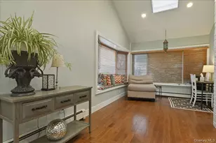 1261 Meadowbrook Rd, Merrick, NY 11566 - Photo 14