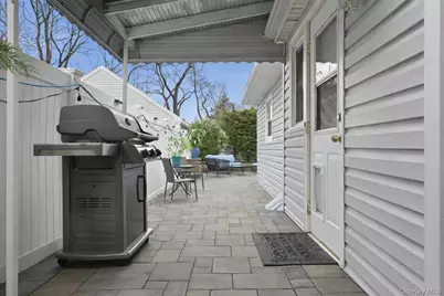 1261 Meadowbrook Road, Merrick, NY 11566 - Photo 28