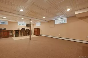 1261 Meadowbrook Rd, Merrick, NY 11566 - Photo 26