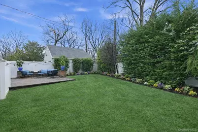 1261 Meadowbrook Road, Merrick, NY 11566 - Photo 36