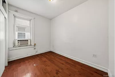 2304 Glebe Avenue, Bronx, NY 10462 - Photo 12