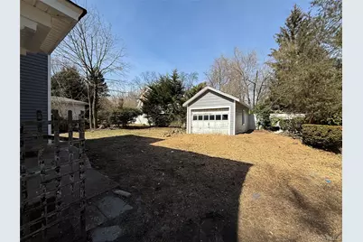 120 Lena Avenue, Freeport, NY 11520 - Photo 20