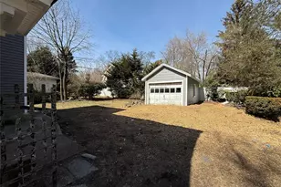 120 Lena Ave, Freeport, NY 11520 - Photo 20