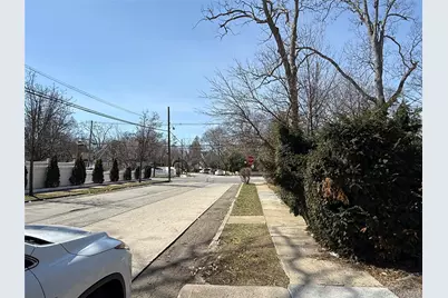 120 Lena Avenue, Freeport, NY 11520 - Photo 20