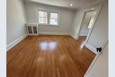 120 Lena Avenue, Freeport, NY 11520 - Photo 16