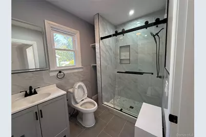 120 Lena Avenue, Freeport, NY 11520 - Photo 8