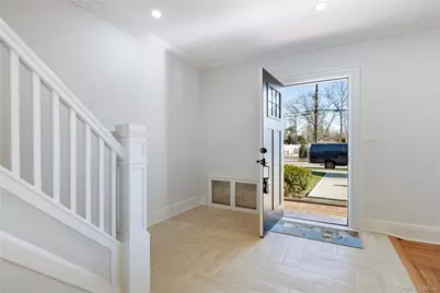 120 Lena Avenue, Freeport, NY 11520 - Photo 2
