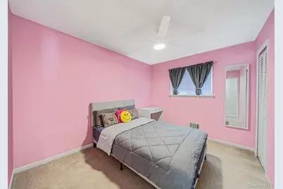 27 Trader Lane, Brentwood, NY 11717 - Photo 20