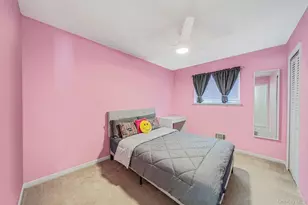 27 Trader Ln, Brentwood, NY 11717 - Photo 20