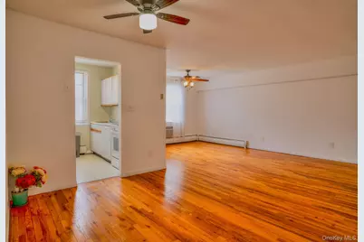 20 Daley Place #113, Lynbrook, NY 11563 - Photo 14