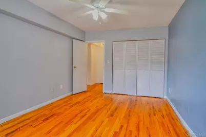 20 Daley Place #113, Lynbrook, NY 11563 - Photo 32