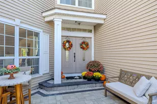 77 Hamlet Dr, Mount Sinai, NY 11766 - Photo 12