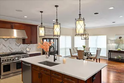 77 Hamlet Drive, Mount Sinai, NY 11766 - Photo 18