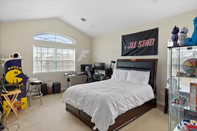 77 Hamlet Drive, Mount Sinai, NY 11766 - Photo 32