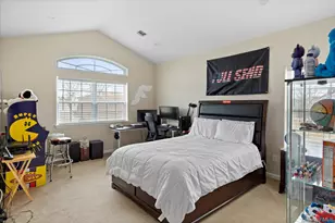 77 Hamlet Dr, Mount Sinai, NY 11766 - Photo 32