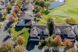 77 Hamlet Dr, Mount Sinai, NY 11766 - Photo 36