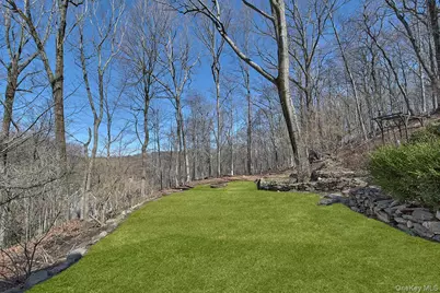 25 Longview Lane, Chappaqua, NY 10514 - Photo 12