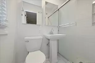 2037 Stratford Dr, Westbury, NY 11590 - Photo 20