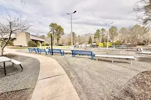 155 Golf Ln, Medford, NY 11763 - Photo 32