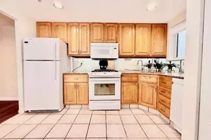 155 Golf Ln, Medford, NY 11763 - Photo 10