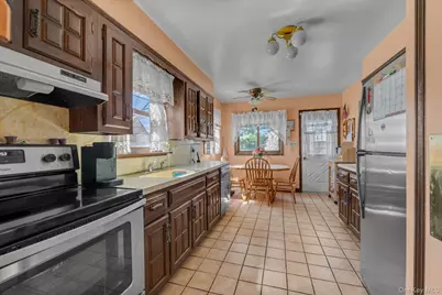 148-17 3rd Avenue, Whitestone, NY 11357 - Photo 6